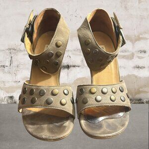 PAUL GREEN Grey Graphite Sport Nubuk Gladiator Studded Sandals Size 5.5